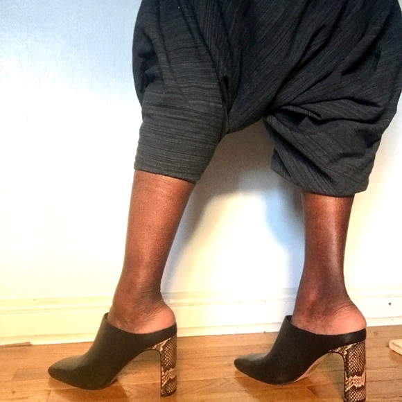 Dolce Vita Black Snake embossed heel Leather Mules - Picture 6 of 15